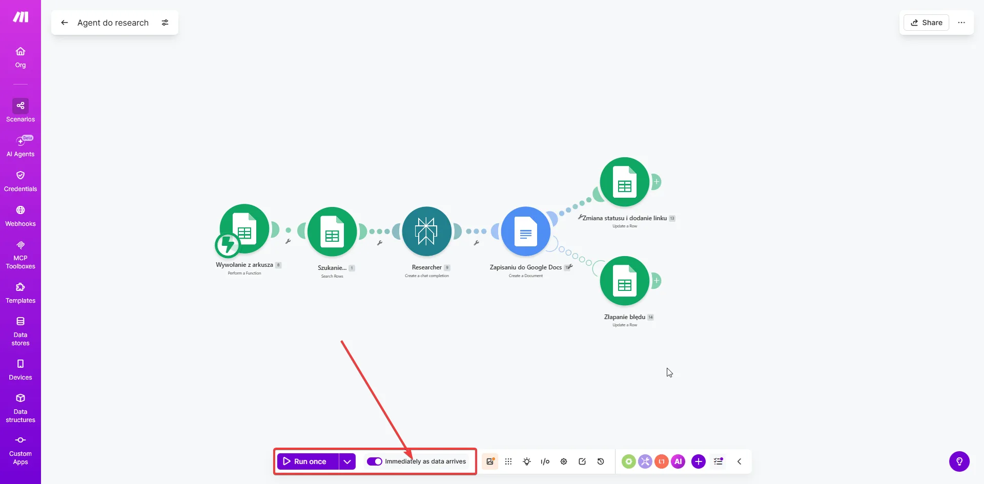 Make.com — włączenie scenariusza przełącznikiem Immediately as data arrives